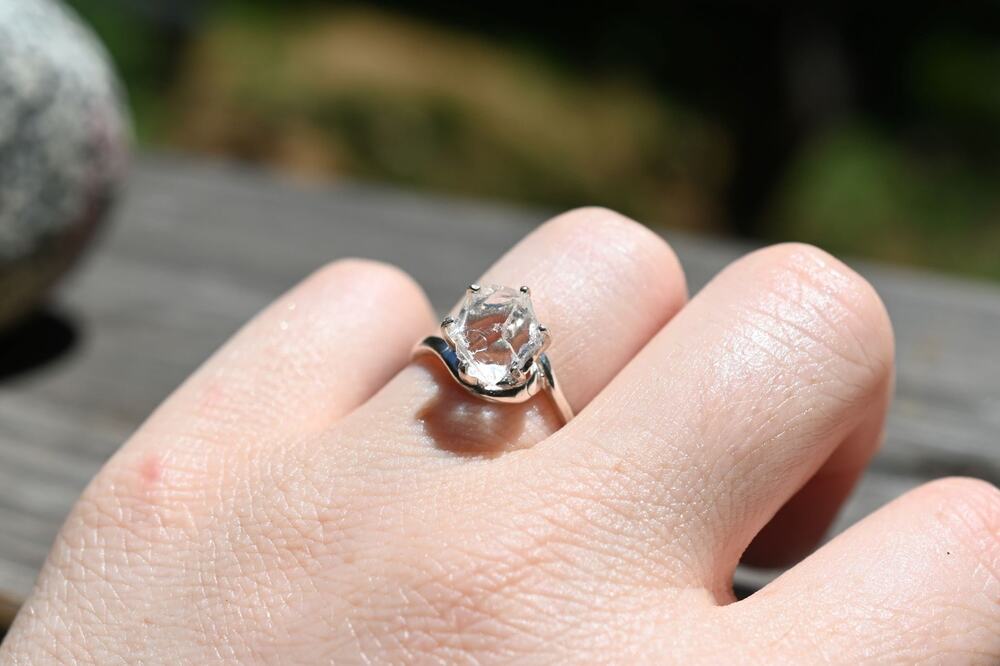 alternative raw diamond engagement rings, raw crystal size 4 5 6 7 8 8 9 10 11